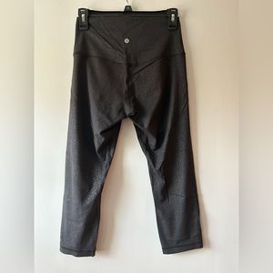 Black embossed Lululemon crop leggings